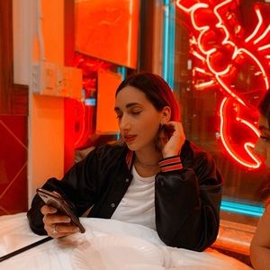 Meet your Posher, Erica